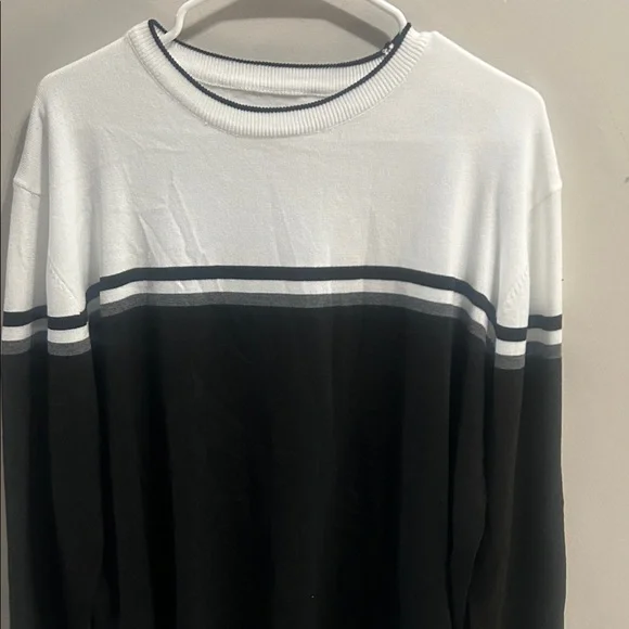 Classic Black and White Men's Sweatshirt - Picture 6 of 7